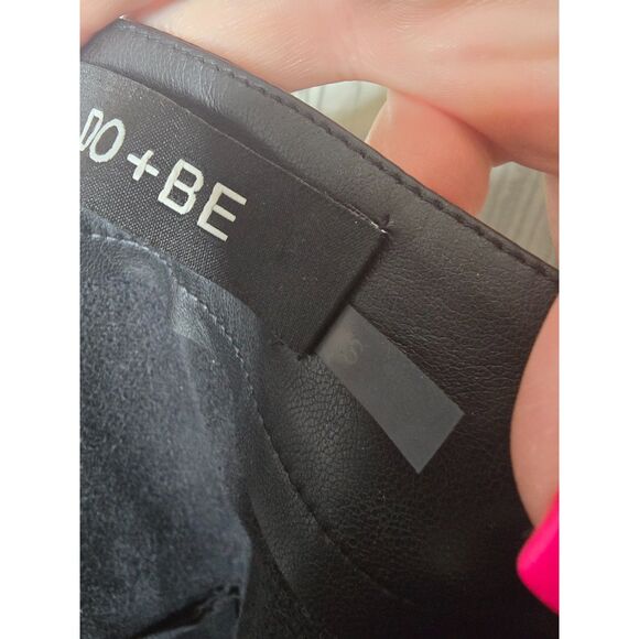 Do+Be Faux Leather Ruffle Skort Small Black Corporate Goth Edgy Y2K Street Style - Picture 5 of 7